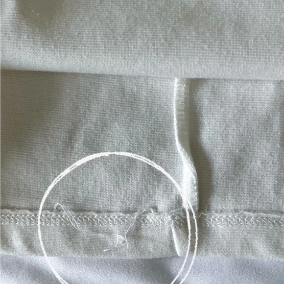 Tobi White Off-the-Shoulder Bodycon Mini Dress Size Medium - Picture 16 of 16